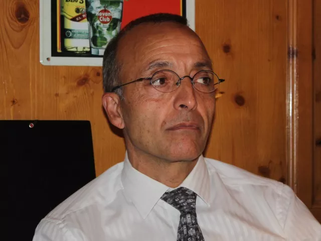 Givors : Martial Passi dénonce la fermeture de la Maison de l'Emploi