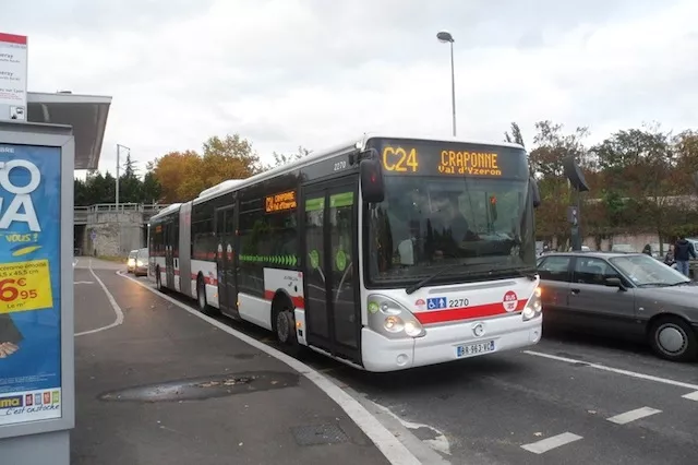 14 blessés légers dans un accident de bus vendredi à Lyon