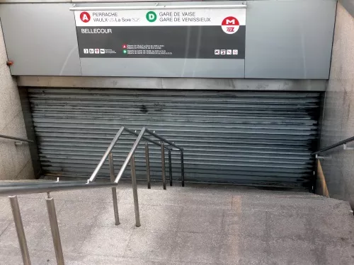 Un conducteur de métro agressé à la station Place Guichard