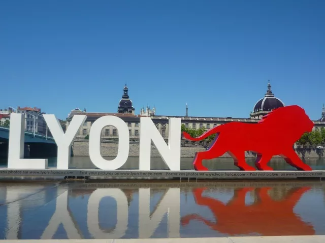 La sculpture OnlyLyon de retour au parc de la Tête d'Or