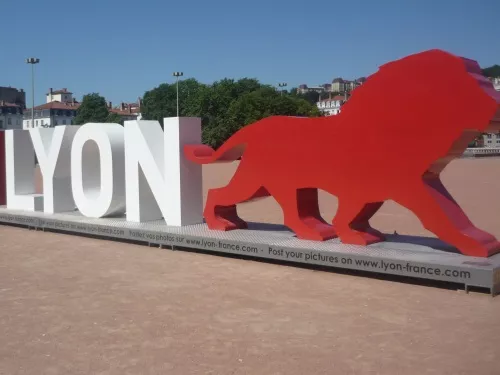 Lyon veut se d&eacute;marquer de Paris sur Youtube