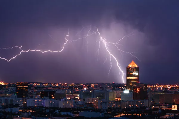 Lyon : canicule et orages violents au programme du week-end