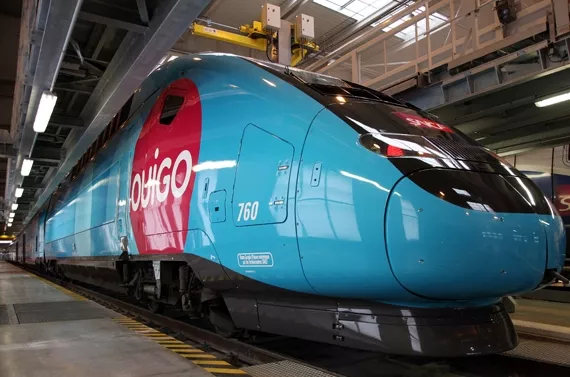 Le premier TGV low cost Ouigo sur les rails mardi matin à Lyon Perrache