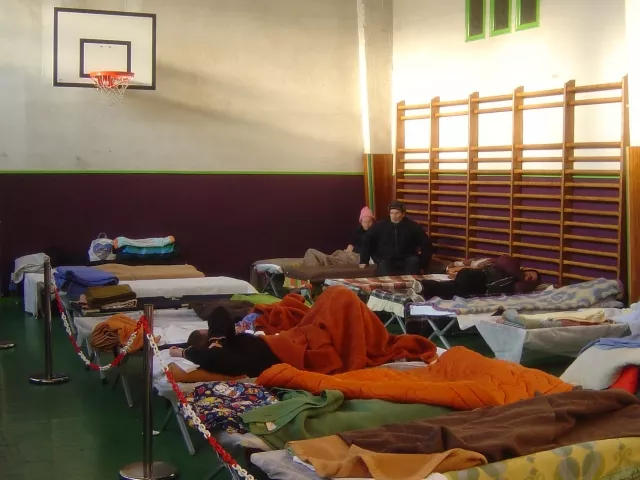 Hébergement d'urgence : le préfet du Rhône veut limiter l'utilisation des gymnases cet hiver