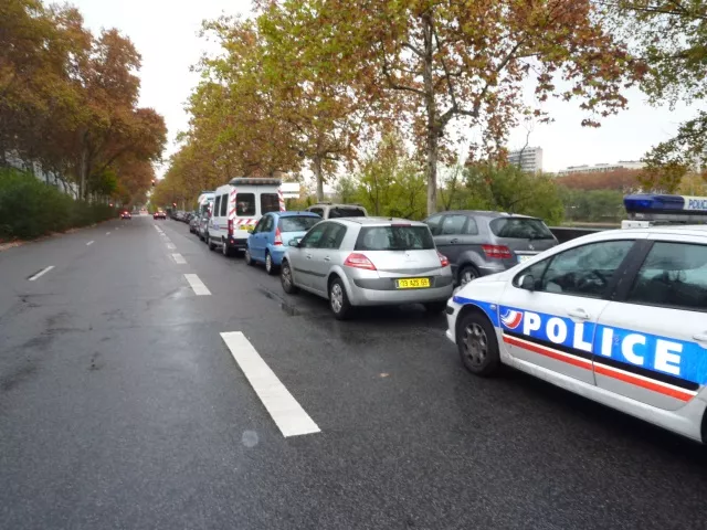 Saint-Fons : un policier renversé par un chauffard