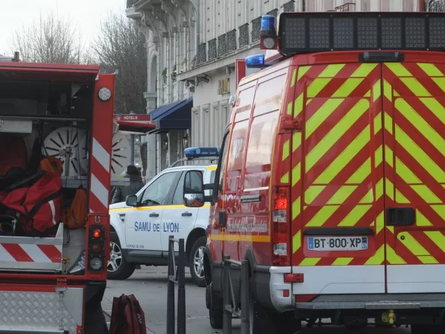 Début d’incendie au lycée Jean-Perrin dans le 9e arrondissement