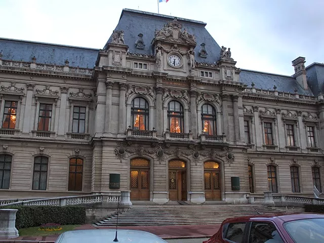 Agressions homophobes à Lyon : la Métropole demande l'organisation d'une réunion avec les mairies et la Préfecture