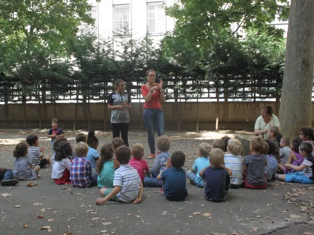 Rythmes scolaires à Lyon : le périscolaire fait ses premiers pas en douceur