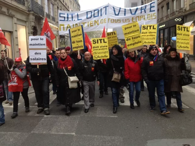 SITL : près de 400 personnes manifestent entre Bellecour et la préfecture