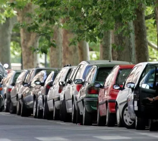 Lyon : 32 000 places de stationnement gratuites à partir de jeudi