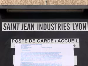 Michèle Picard tacle Saint-Jean Industries