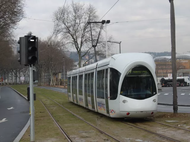 Lyon : le prolongement du tramway T1 en service mercredi