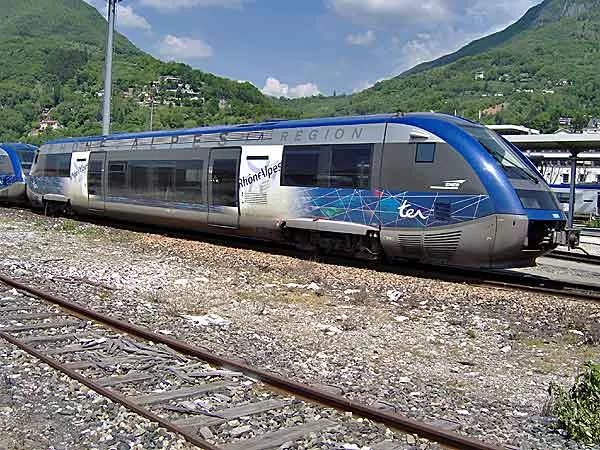 Trains supprimés, fermetures de guichets : la Région à la rescousse des usagers de la ligne Lyon/Chambéry/Grenoble