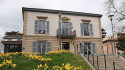 Saint-Genis-Laval s'équipe d'un nouveau site internet dopé à l’intelligence artificielle Saint-Genis-Laval s'équipe d'un nouveau site internet dopé à l’intelligence artificielle