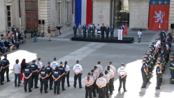 Lyon : Gr&eacute;gory Doucet fixe un nouvel objectif de 400 policiers municipaux