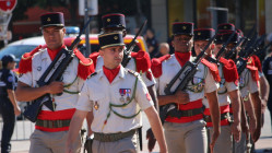 Défilé militaire, Rafale et village défense : Lyon célèbre le 14-Juillet place Bellecour Défilé militaire, Rafale et village défense : Lyon célèbre le 14-Juillet place Bellecour