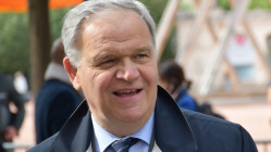 Fran&ccedil;ois-No&euml;l Buffet officiellement nomm&eacute; D&eacute;fenseur des droits apr&egrave;s un vote serr&eacute;