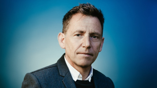 "L'OL m'a fait comprendre que quand tu donnes ton avis, il faut assumer" : Daniel Riolo raconte 40 ans de football "L'OL m'a fait comprendre que quand tu donnes ton avis, il faut assumer" : Daniel Riolo raconte 40 ans de football