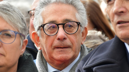 L'effet Jean-Paul Bret ? Claude Cohen blâme son successeur et pourrait se présenter en 2026 à Mions ! L'effet Jean-Paul Bret ? Claude Cohen blâme son successeur et pourrait se présenter en 2026 à Mions !