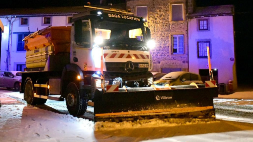 &Eacute;pisode neigeux dans le Rh&ocirc;ne : 86 agents mobilis&eacute;s pour s&eacute;curiser les routes autour de Lyon