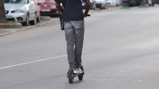 Villeurbanne : un jeune homme arrêté avec 17 000 euros dans un sac Villeurbanne : un jeune homme arrêté avec 17 000 euros dans un sac