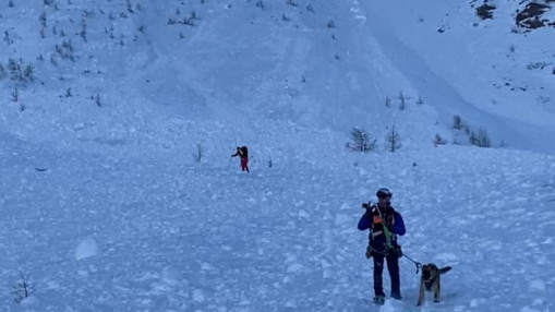 Hautes-Alpes : un skieur lyonnais tu&eacute; dans une avalanche &agrave; Cervi&egrave;res