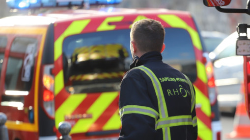 Accident sur l&rsquo;A6 pr&egrave;s de Lyon : 5 v&eacute;hicules impliqu&eacute;s, trafic paralys&eacute;