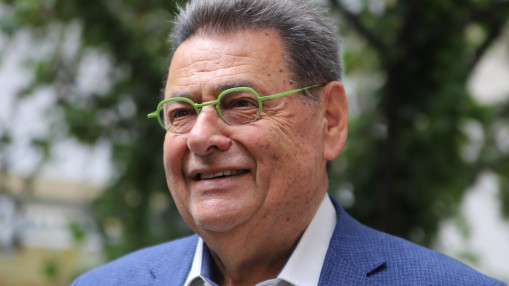 Municipales &agrave; Villeurbanne : Jean-Paul Bret attaque Jean-Luc M&eacute;lenchon et appelle &agrave; un "rempart"