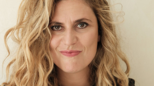 Le bonheur est dans le stand-up avec Camille Tissot Le bonheur est dans le stand-up avec Camille Tissot