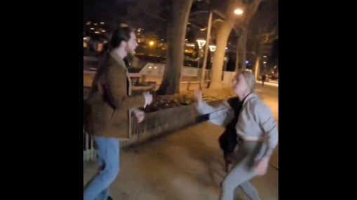 "Je viens de me battre avec deux gauchistes" : à Lyon, Mila échange des coups, la scène filmée par les protagonistes "Je viens de me battre avec deux gauchistes" : à Lyon, Mila échange des coups, la scène filmée par les protagonistes