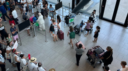 Aéroport de Lyon : une grève annoncée sur la sûreté après un changement de prestataire Aéroport de Lyon : une grève annoncée sur la sûreté après un changement de prestataire