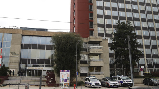 Elu de V&eacute;nissieux et pr&eacute;sident de la Sacoviv, il appelle &agrave; voter Mich&egrave;le Picard dans un courrier adress&eacute; aux locataires