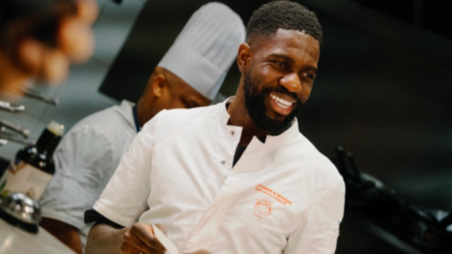 Des terrains de foot &agrave; la cuisine : Samuel Umtiti (ex-OL) s&rsquo;improvise pizza&iuml;olo &agrave; Lyon