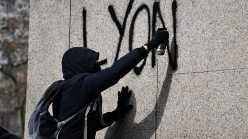 Pr&egrave;s de Lyon : cinq militants d&rsquo;ultradroite arr&ecirc;t&eacute;s en pleine action