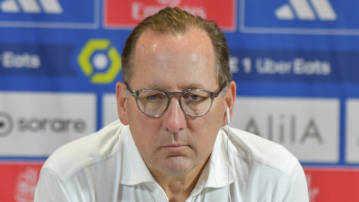 John Textor attaque l'OL en justice pour récupérer "des sommes qui lui sont dues" John Textor attaque l'OL en justice pour récupérer "des sommes qui lui sont dues"