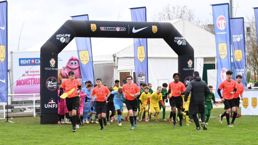 Tournoi de foot et sensibilisation au tri des déchets : 68 équipes réunies ce week-end près de Lyon Tournoi de foot et sensibilisation au tri des déchets : 68 équipes réunies ce week-end près de Lyon