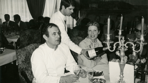 Des bouteilles de champagne vieilles de pr&egrave;s d&rsquo;un si&egrave;cle retrouv&eacute;es chez Paul Bocuse : pourquoi cette d&eacute;couverte marque l'histoire de Ruinart