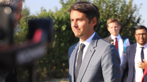 Gabriel Attal attendu dans le Rh&ocirc;ne ce mardi, entre d&eacute;placements officiels et rendez-vous politique