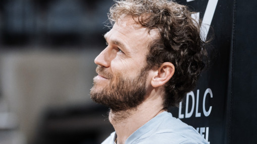 Le coach de l&rsquo;ASVEL Pierric Poupet sur les tablettes d&rsquo;un club historique fran&ccedil;ais ?