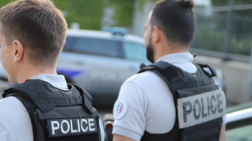 Nouvelle op&eacute;ration de s&eacute;curisation pr&egrave;s de Lyon : plus de 900 personnes contr&ocirc;l&eacute;es pour cinq interpellations