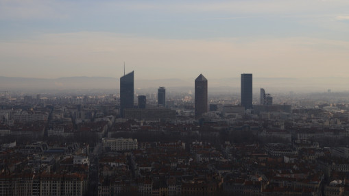 Vous sentez une odeur de fum&eacute;e &agrave; Lyon ce dimanche ? Voici pourquoi