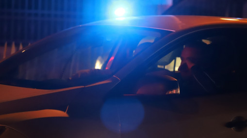 Vol avec violences &agrave; Lyon 7e : la traque m&egrave;ne &agrave; Vaulx-en-Velin, un conducteur arm&eacute; arr&ecirc;t&eacute;
