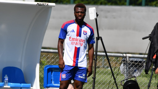 OL : Enzo Molebe va poursuivre sa progression en Suisse, Lausanne rafle la mise OL : Enzo Molebe va poursuivre sa progression en Suisse, Lausanne rafle la mise