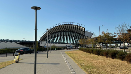 Recherch&eacute; pour des cambriolages dans la Loire, il est interpell&eacute; par hasard &agrave; l&rsquo;a&eacute;roport Lyon Saint-Exup&eacute;ry