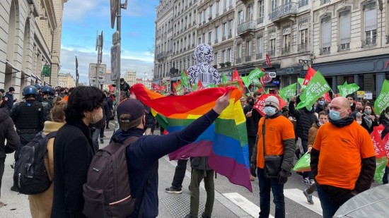 Lyon : 1250 personnes pour la manifestation contre le projet de loi bioéthique, des tensions entre pros et antis PMA/GPA