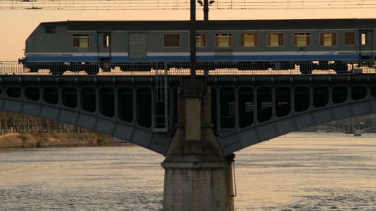 Lyon bientôt reliée à Tours par un train de nuit ?