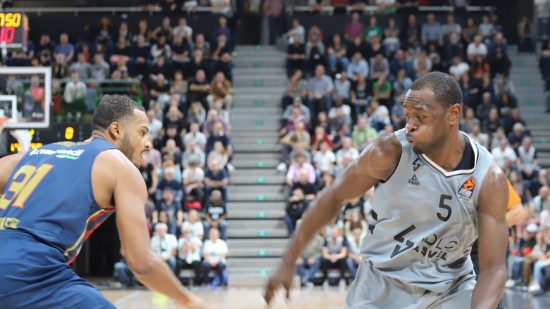 Euroligue : énorme exploit de l'ASVEL sur le parquet de Barcelone (69-76)