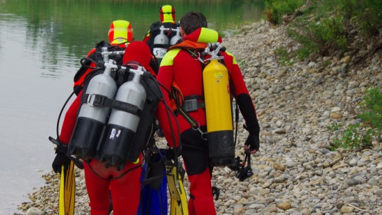 Le corps d'un octogénaire retrouvé dans un lac au nord de Lyon Le corps d'un octogénaire retrouvé dans un lac au nord de Lyon
