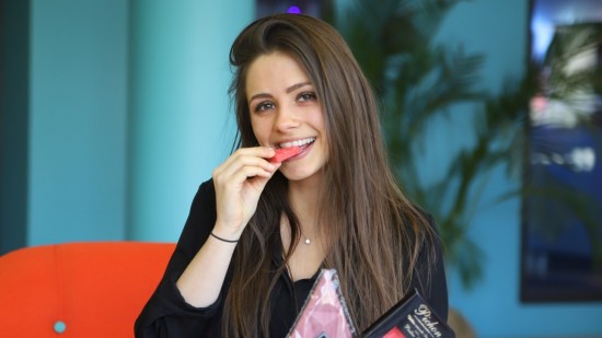 Lyon : quand le confinement pousse une jeune étudiante à se lancer dans les tablettes de chocolat