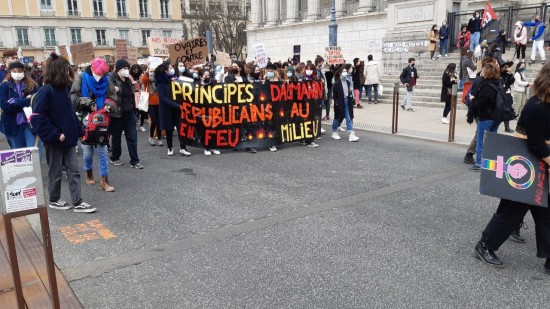 Près de 1500 personnes dans les rues de Lyon ce dimanche à la veille de la journée internationale des droits des femmes